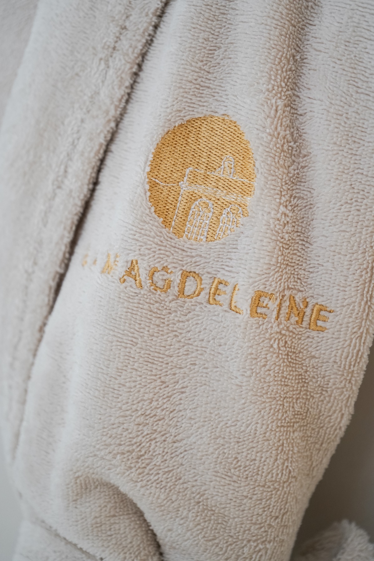 Broderie personnalisée sur du linge hôtelier